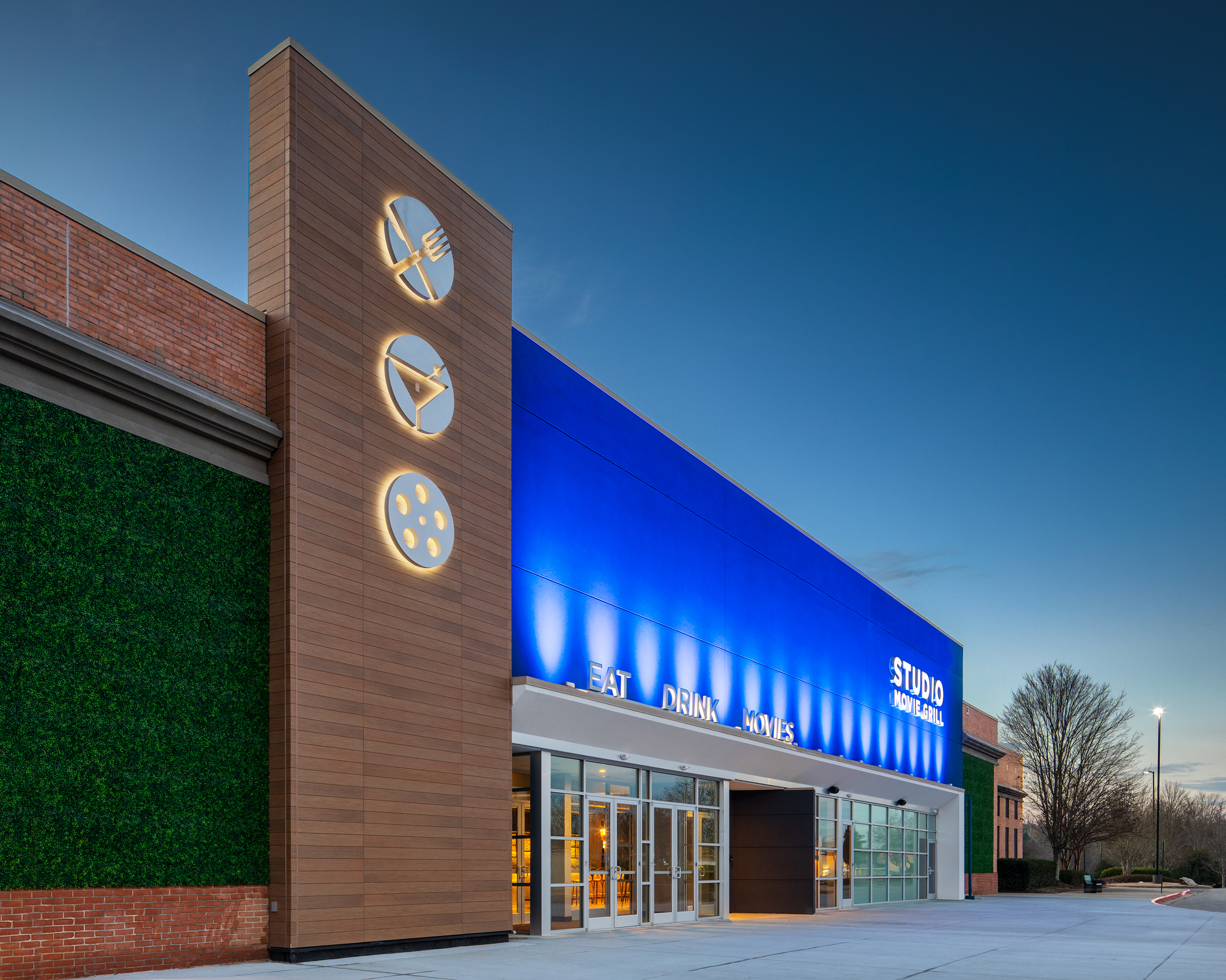 Studio Movie Grill